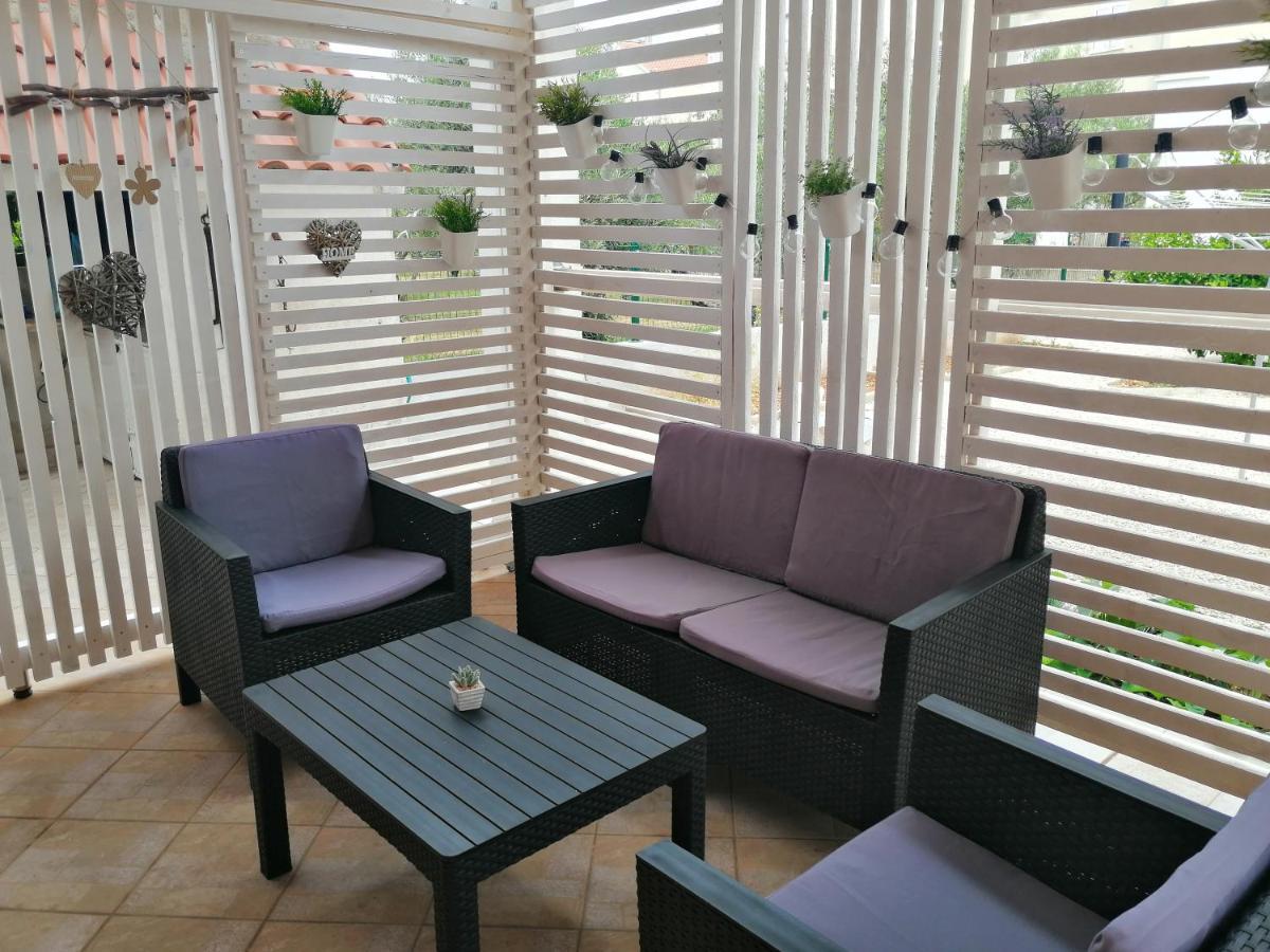 Apartman Mira Zaboric Exterior photo