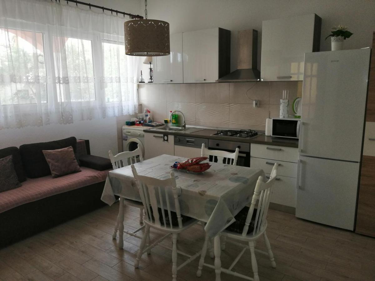 Apartman Mira Zaboric Exterior photo